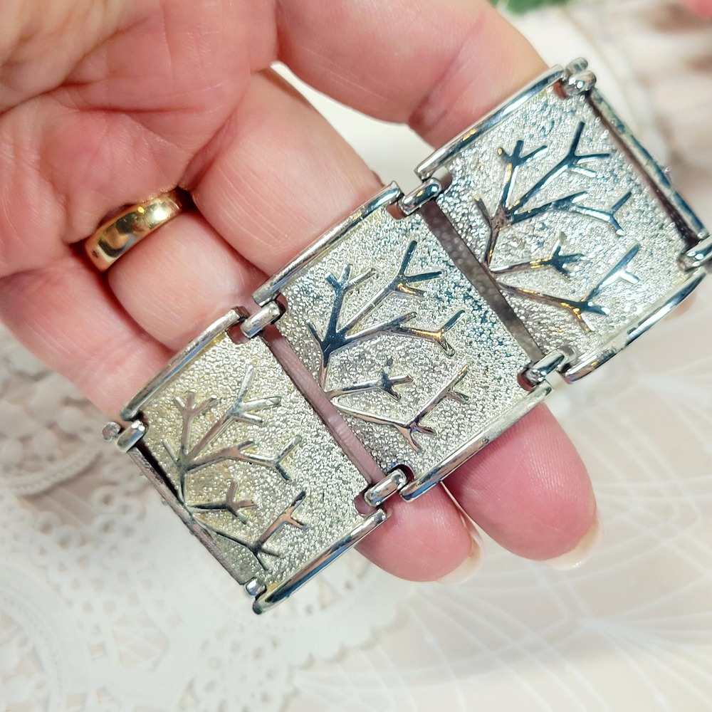 Vintage Coro Silver Tone Panel Bracelet Textured Branch Link Bracelet Signed - Picture 3 of 9